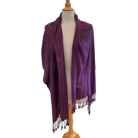 Purple Pashmina Wrap/Shawl, Fringe, 26 by 70 - Picture 1 of 6